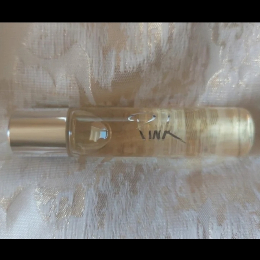 Victoria's Secret Pink Perfumr